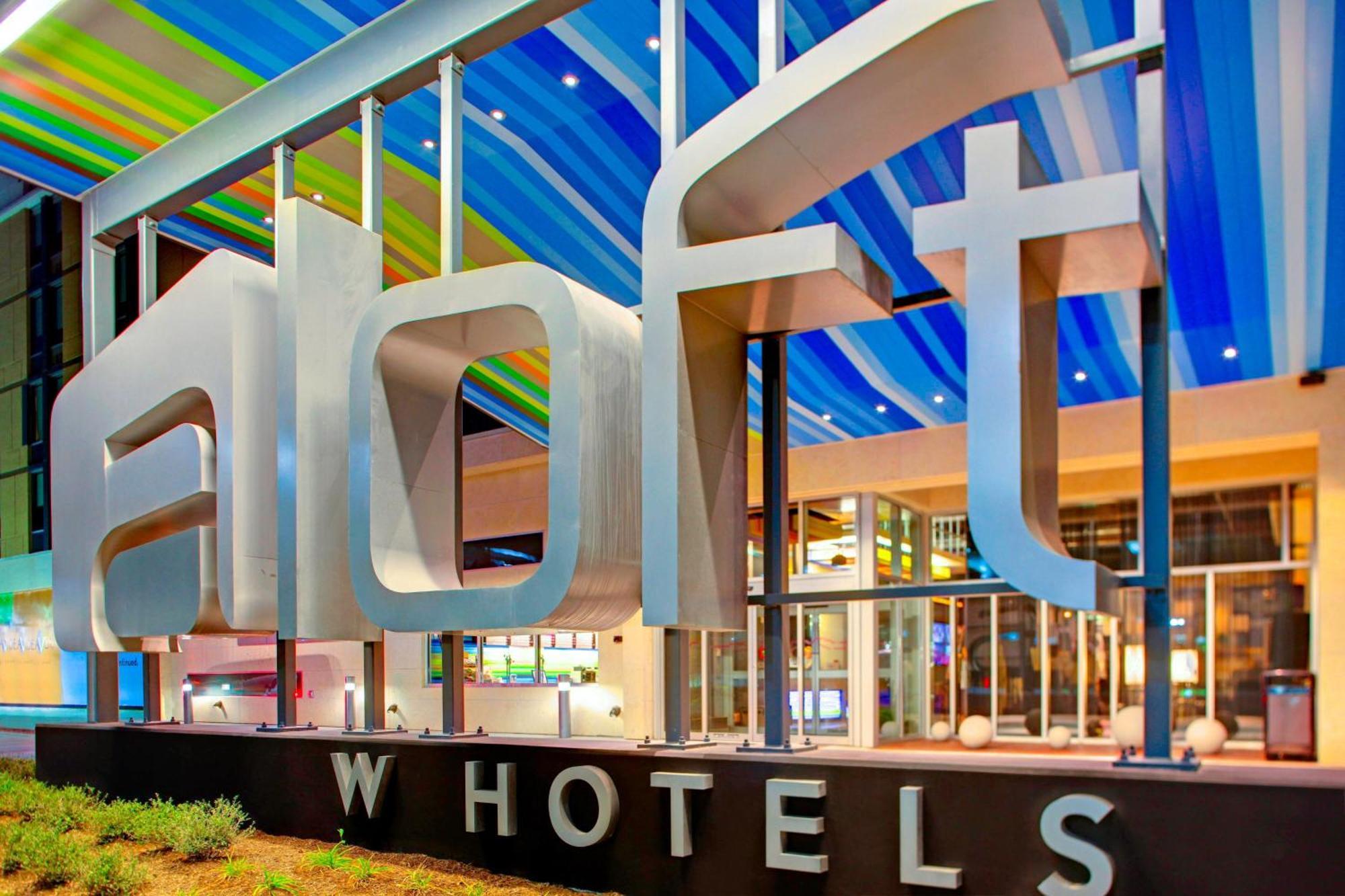 Aloft Austin At The Domain Hotel Exterior photo