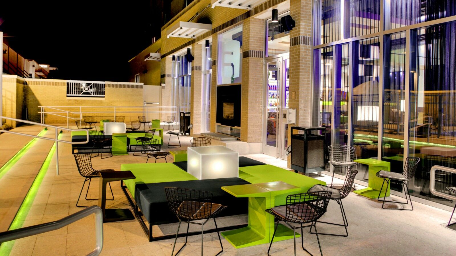 Aloft Austin At The Domain Hotel Exterior photo